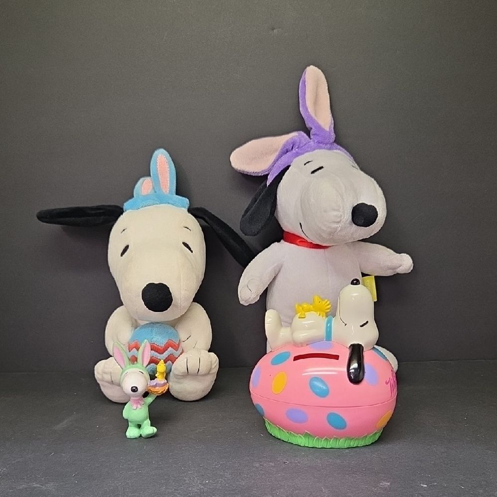 Snoopy Plush For Easter (2) Whitmans Pladtic Egg Bank And Snoopy And‎ Woodstock